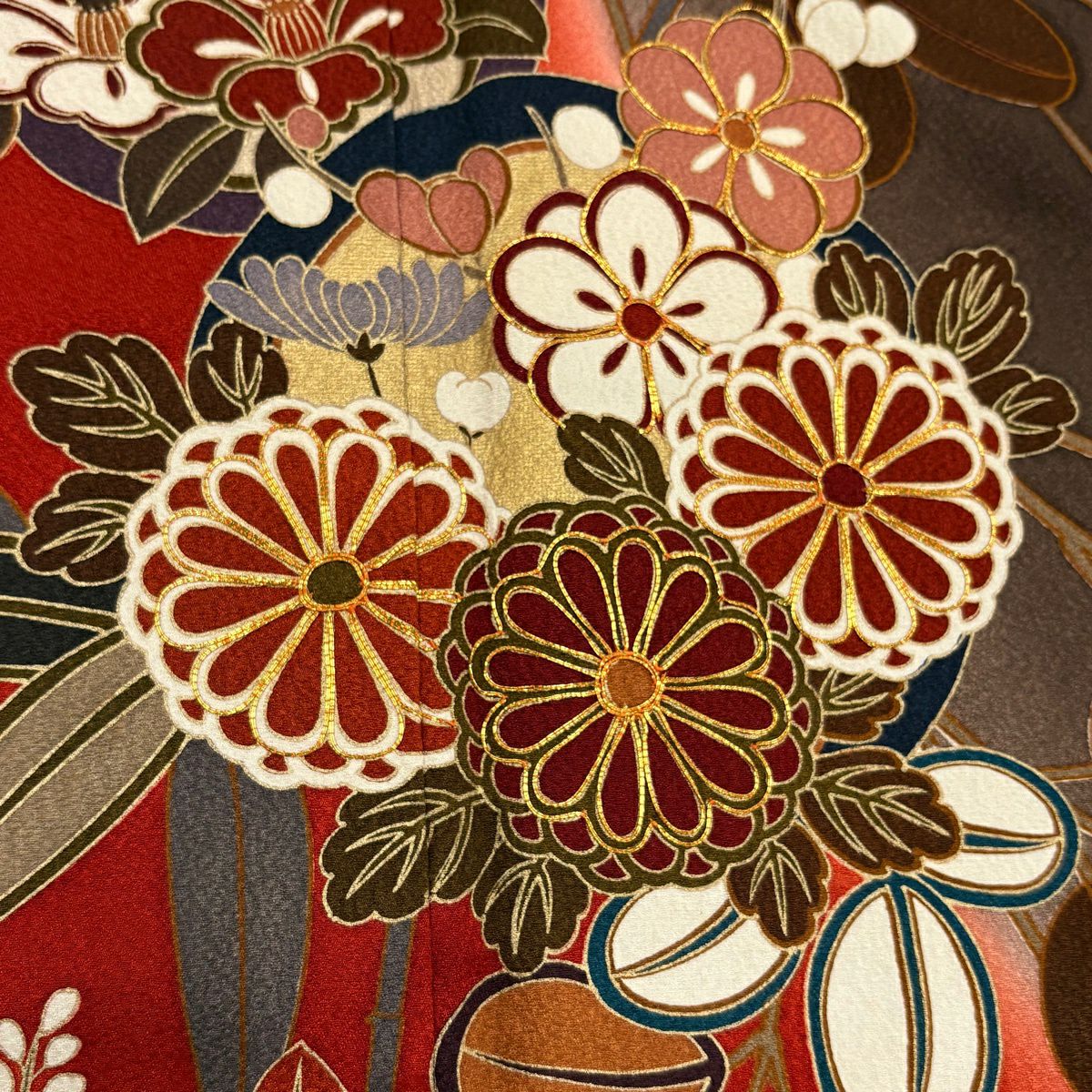 振袖禮服 身長161.5cm 袖長64cm M 雙層 菊花 花丸紋 金絲 金銀彩 朱 純蠶絲 秀品級