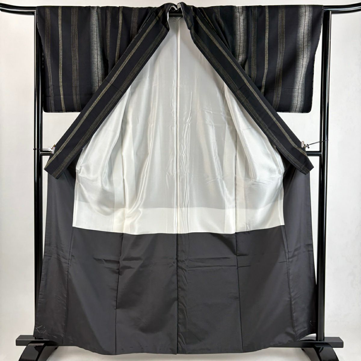 【美品】 紬織 身長163cm 袖長64cm M 雙層 縱條 黑 純蠶絲 秀品級
