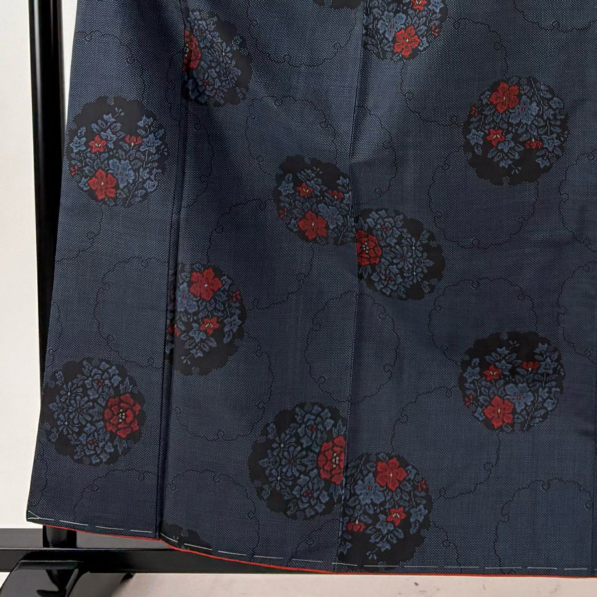【美品】 大島紬織 身長161cm 袖長63.5cm S 雙層 證書附帶 草花紋紋 雪輪 深藍 純蠶絲 優品級
