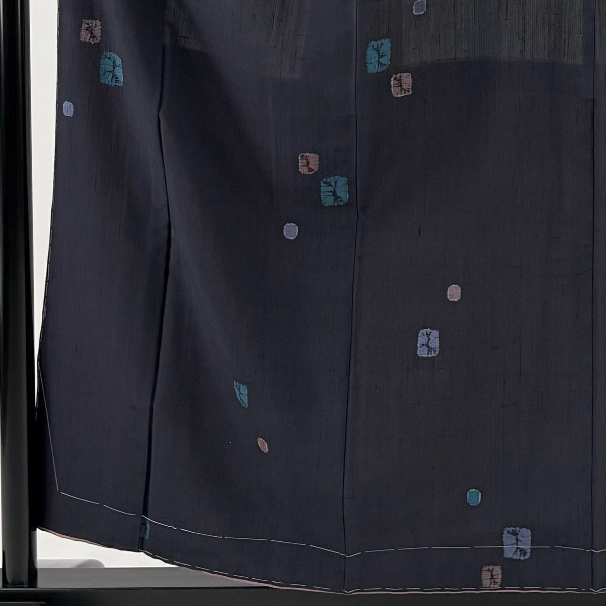 【美品】 小紋 身長158cm 袖長64cm M 雙層 幾何學圖案 絞染 墨色 純蠶絲 秀品級