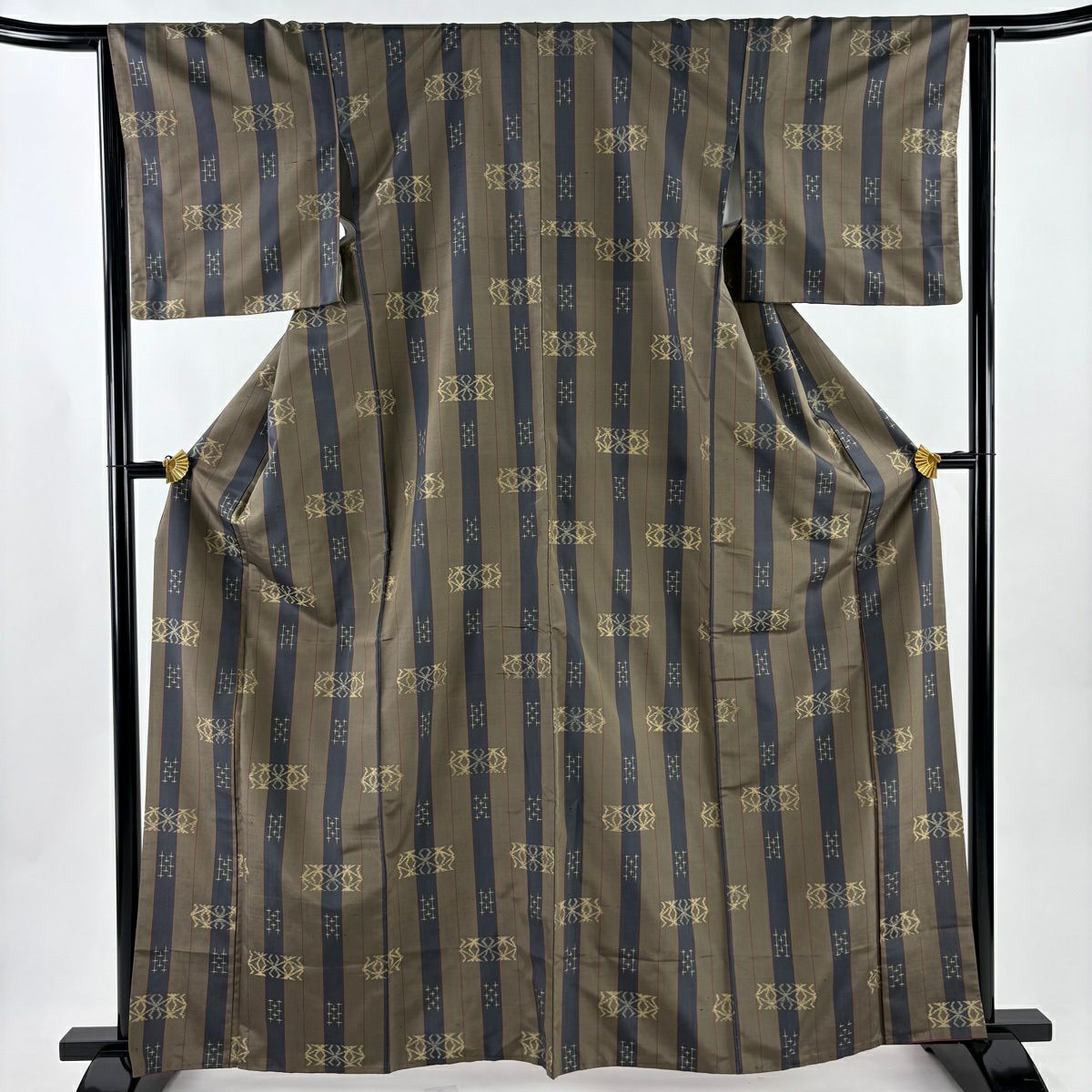【美品】 紬織 身長163cm 袖長64cm M 雙層 縱條 麻葉 薄茶 純蠶絲 秀品級