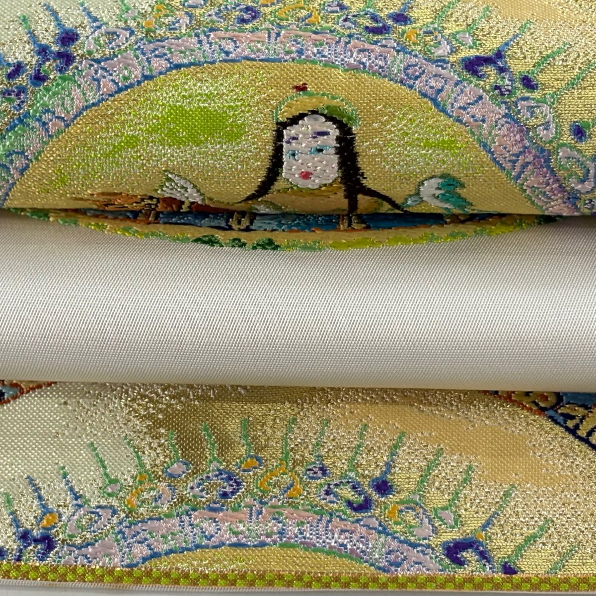 袋帶 逸品級 附有落款 龍村光翔 關西仕立 胡姬陶雅文 刺繡 金線 淺小豆色 大鼓圖案 純蠶絲