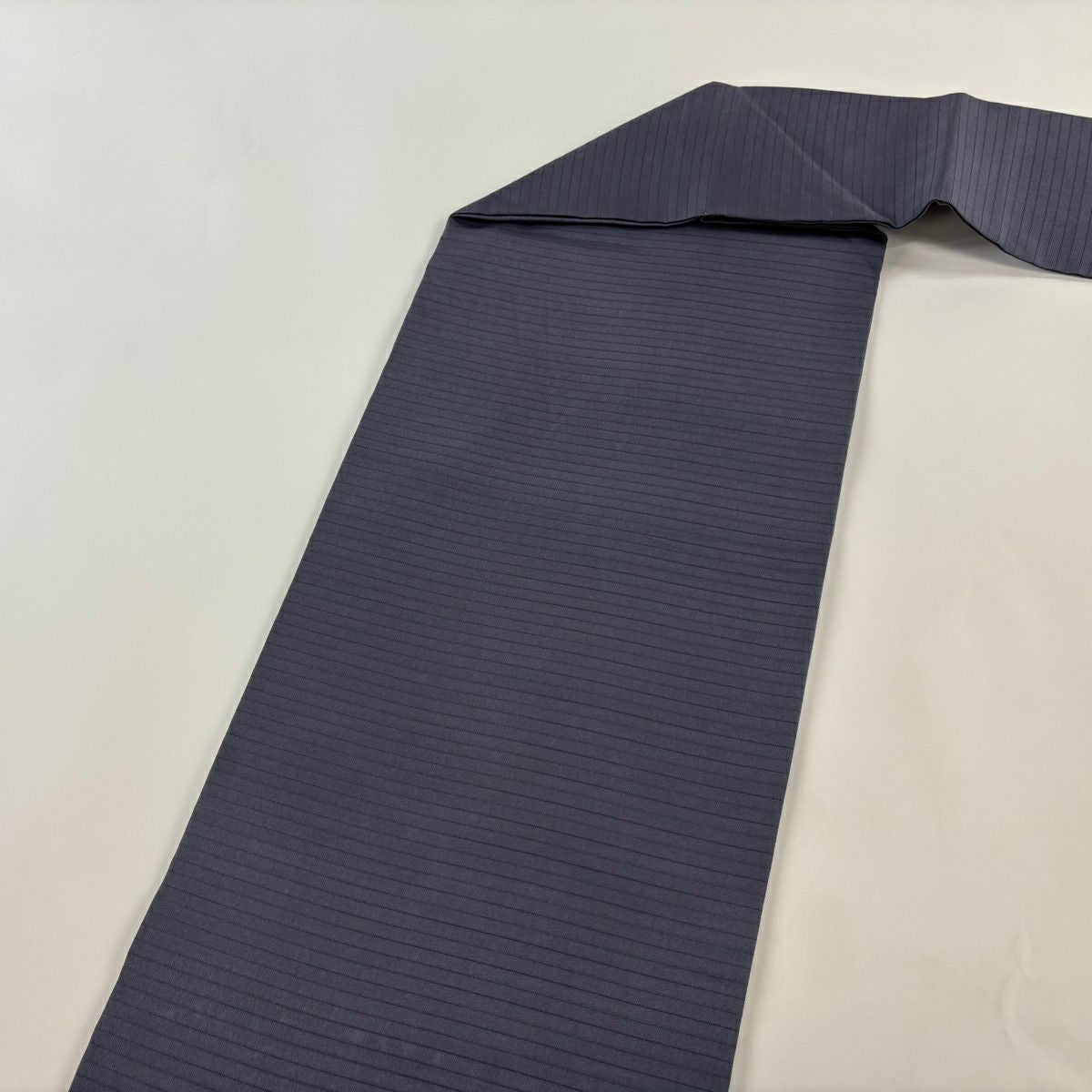 名古屋帶 逸品級 羽田登喜 落款 夏帶 絽 草花紋 青灰色 純蠶絲
