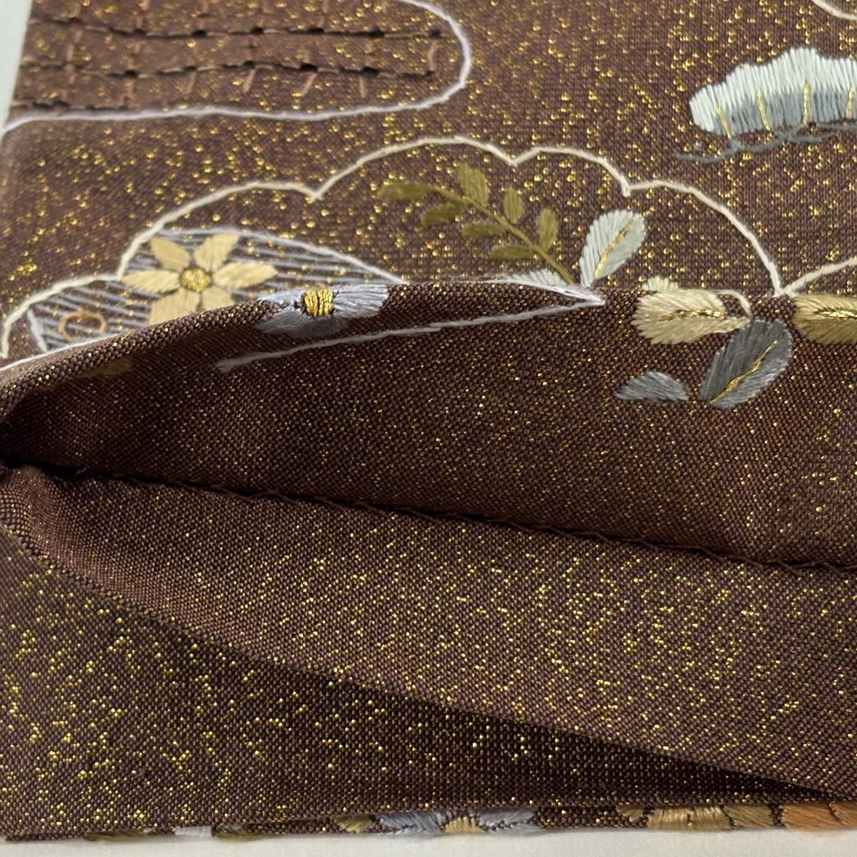 【美品】 袋帶 逸品級 扇子面 花鳥 刺繡 金糸 茶 六通 純蠶絲