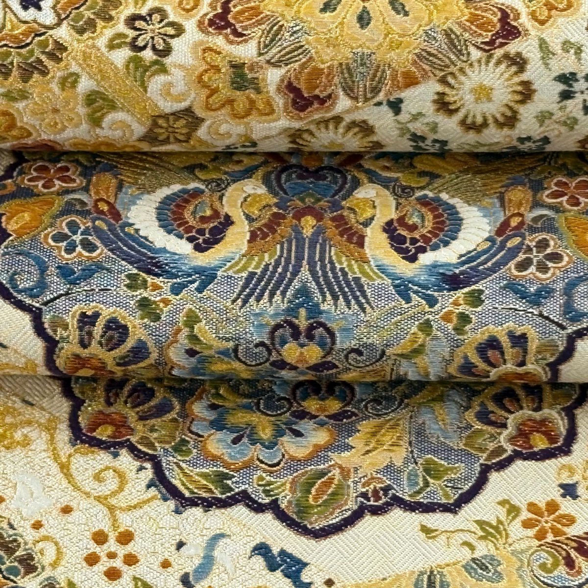 【美品】 袋帶 逸品級 關西仕立 千八百織 華紋 向鳥 金絲 金金箔 米色 六通 純蠶絲