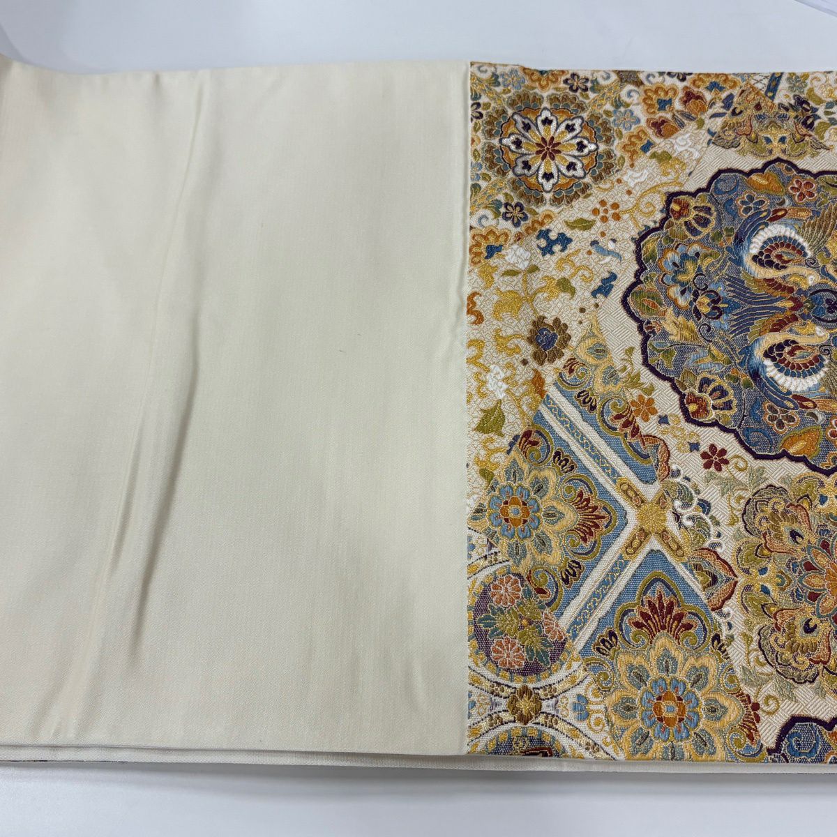 【美品】 袋帶 逸品級 關西仕立 千八百織 華紋 向鳥 金絲 金金箔 米色 六通 純蠶絲