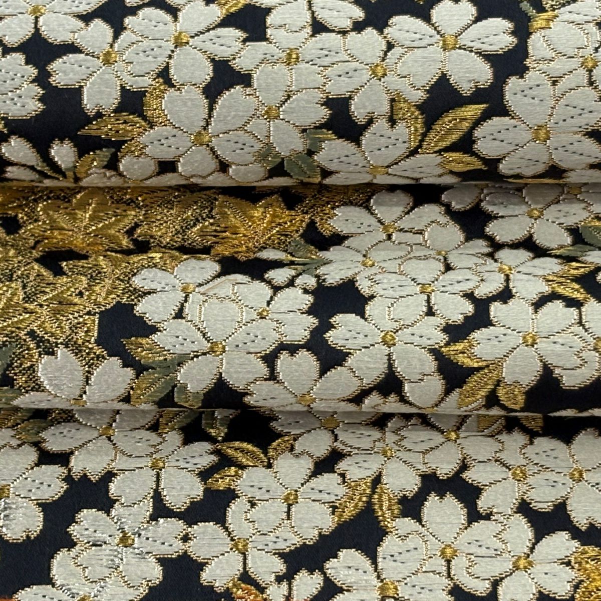 【美品】 袋帶 逸品級 祥園 落款あり 樱花 楓樹 金絲 黑 六通 純蠶絲