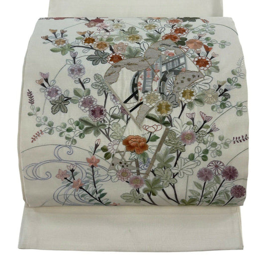 【美品】 袋帶 名品級 冊子 草花紋刺繡 金線 奶油色 大鼓圖案 純蠶絲