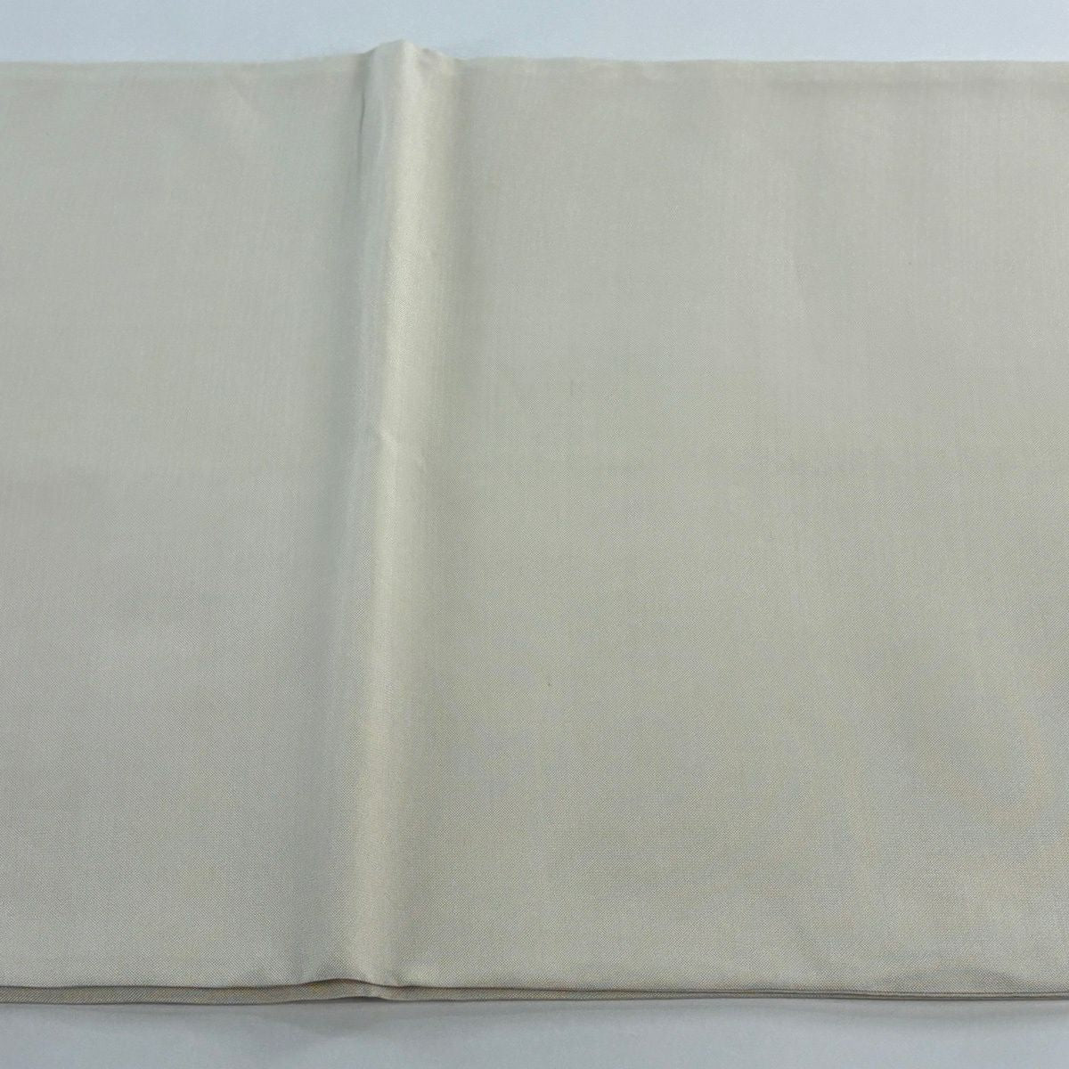 【美品】 袋帶 名品級 冊子 草花紋刺繡 金線 奶油色 大鼓圖案 純蠶絲