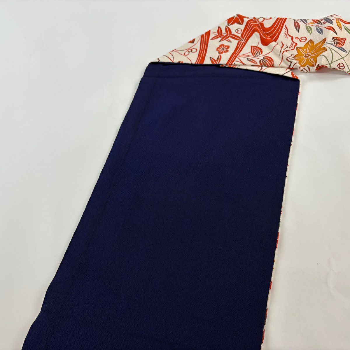 【美品】 名古屋帶 優品級 草花紋紋 流水圖案 絞織 乳白色 純蠶絲