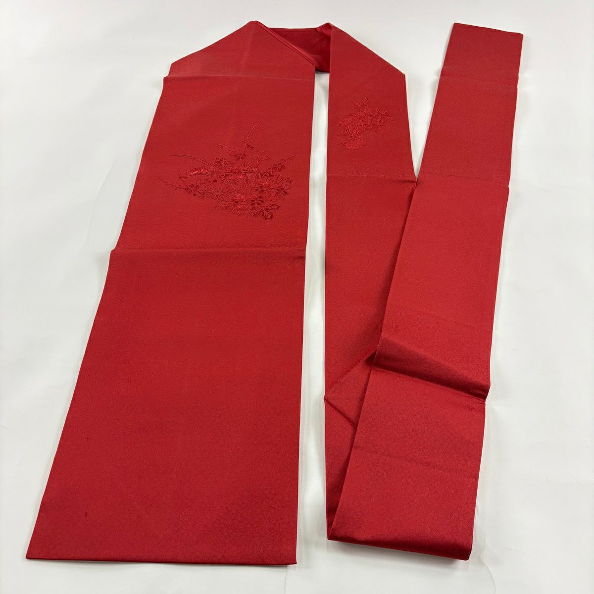 【美品】 名古屋帶 優品級 菊花 枝梅花 刺繡 金銀彩 紅 純蠶絲