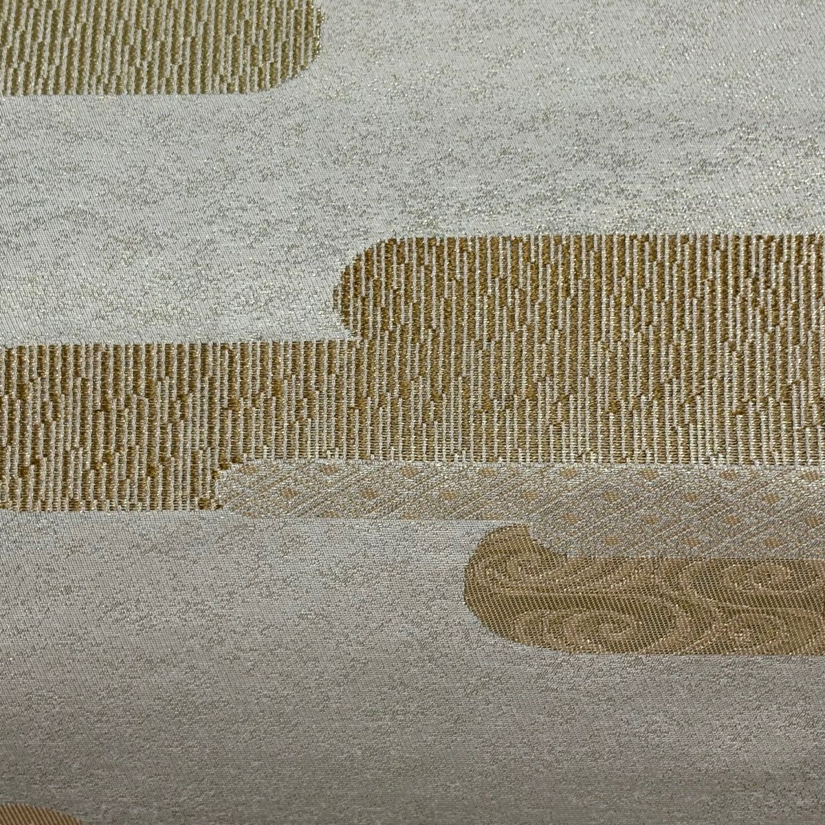 【美品】名古屋帶 優品級 ヱ霞 観世水 金金箔 金絲 米色 純蠶絲