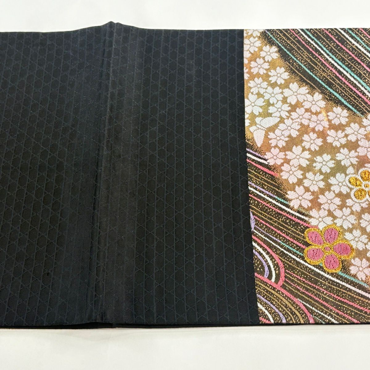 【美品】 袋帶 優品級 振袖禮服禮服用 關西仕立 紅梅花 波紋 唐織 金銀彩 金色 六通 純蠶絲