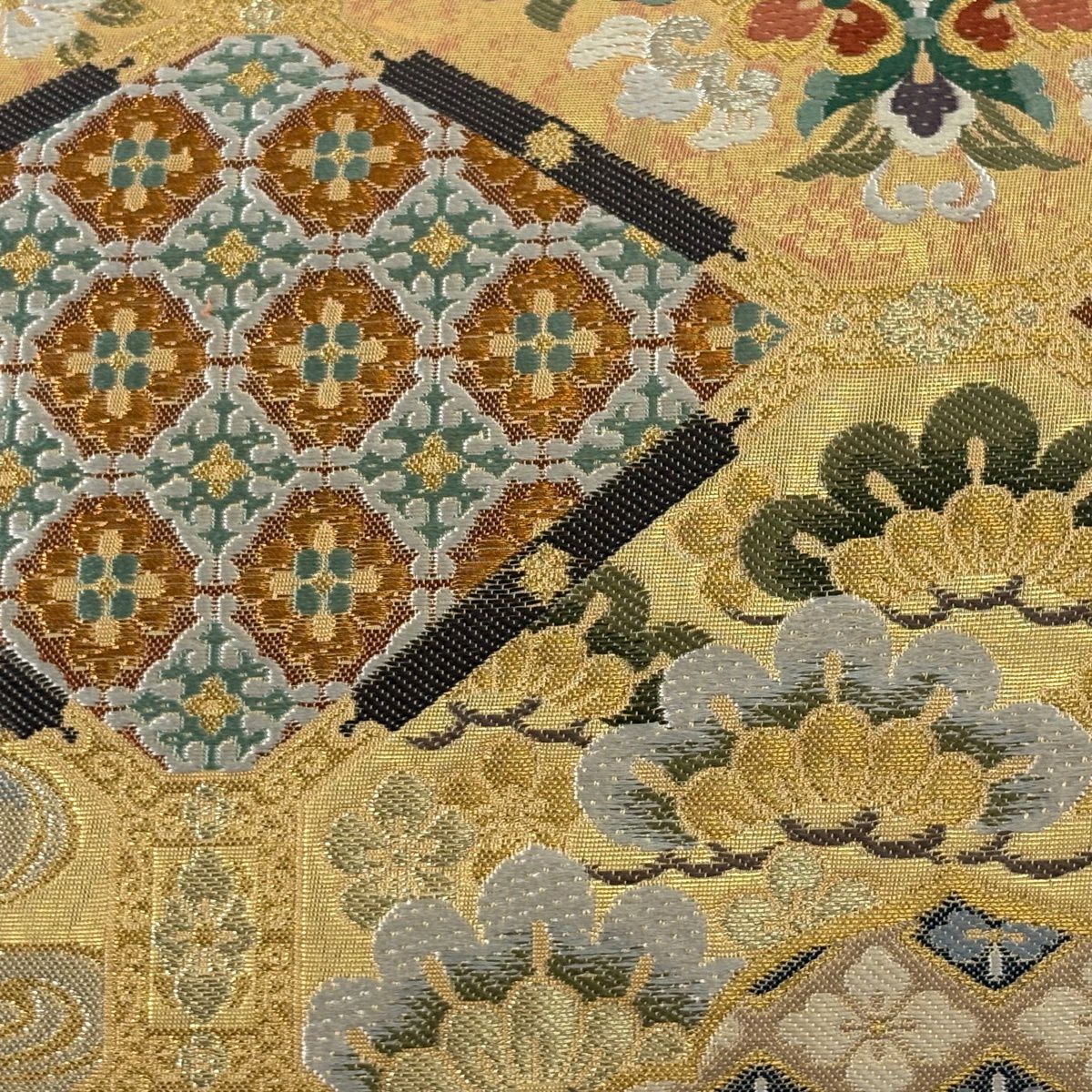 【美品】 袋帶 秀品級 天井畫蜀甲紋 花鳥 華紋 金銀絲 本金金箔 金色 六通 純蠶絲