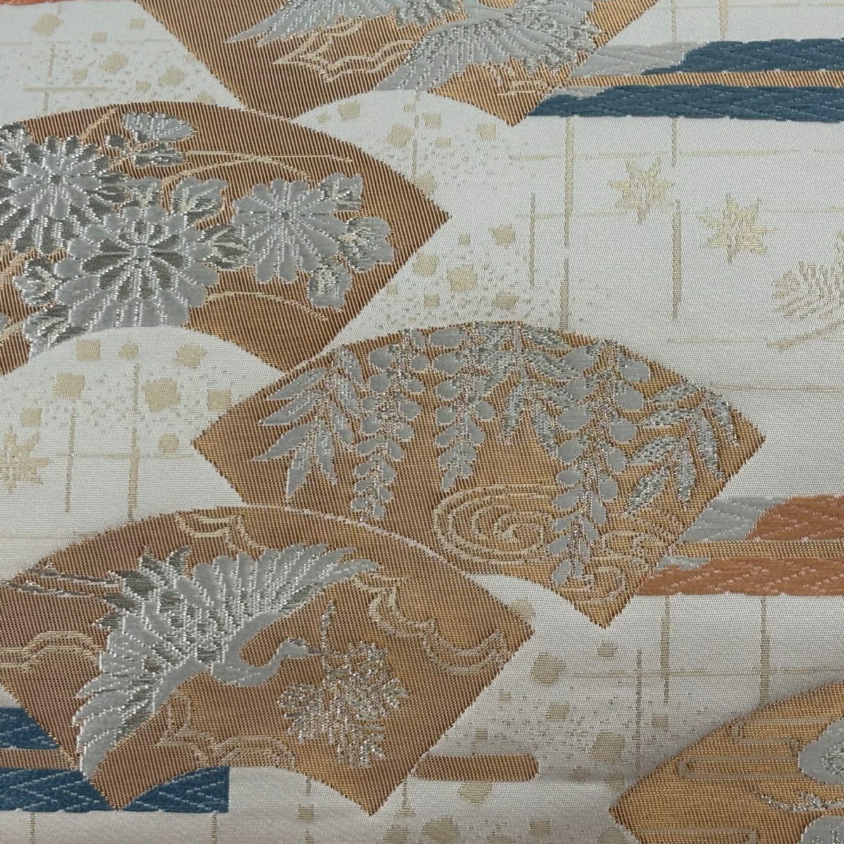 【美品】 袋帶 秀品級 花鳥 扇子面 刺繡 金金箔 奶油 六通 純蠶絲