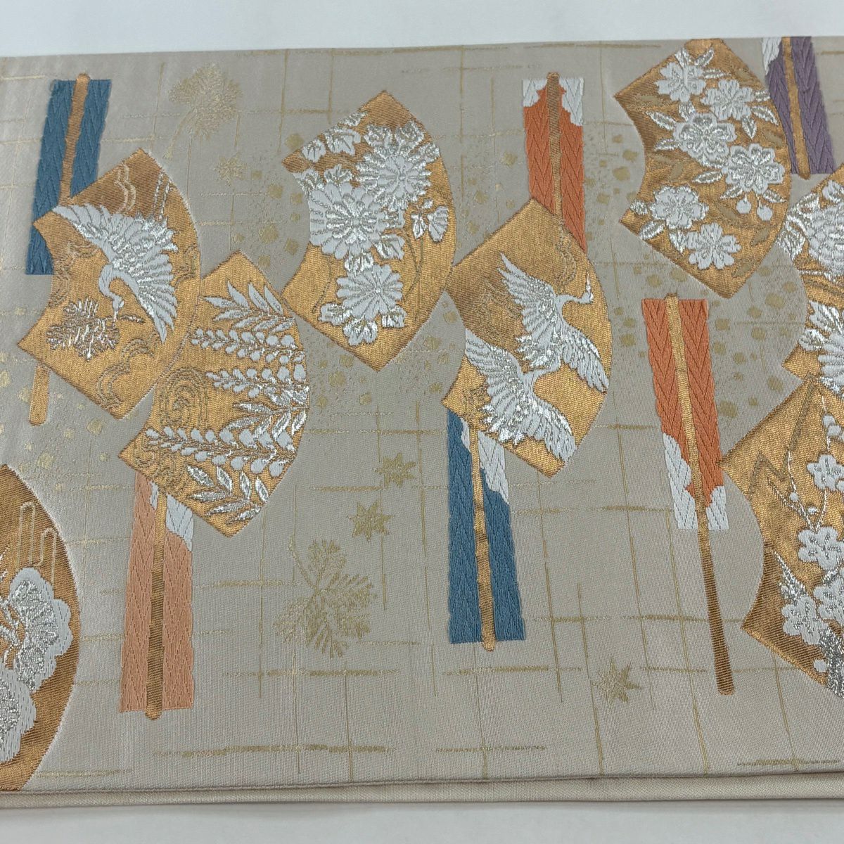 【美品】 袋帶 秀品級 花鳥 扇子面 刺繡 金金箔 奶油 六通 純蠶絲