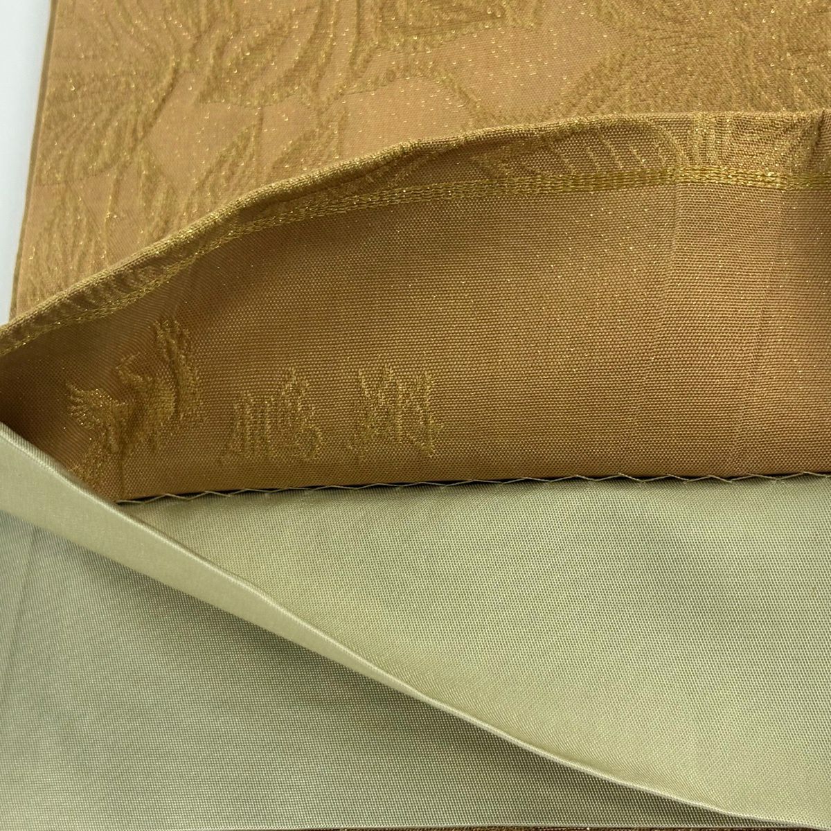 【美品】 袋帶 秀品級 落款あり 鵬翔 葉柄 地紋 金通し 山吹 深黃 紋樣 正蠶絲