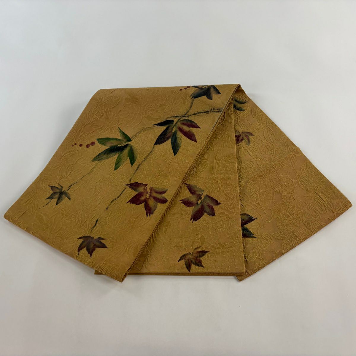 【美品】 袋帶 秀品級 落款あり 鵬翔 葉柄 地紋 金通し 山吹 深黃 紋樣 正蠶絲