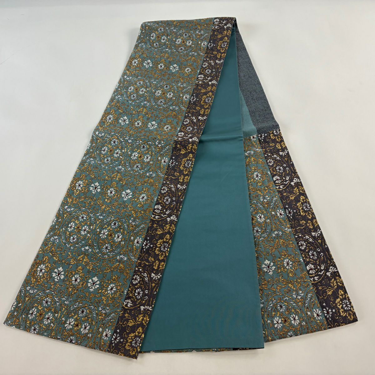 【美品】 袋帶 秀品級 草花紋紋 金金箔 刺繡 青灰 深藍色 六通 純蠶絲