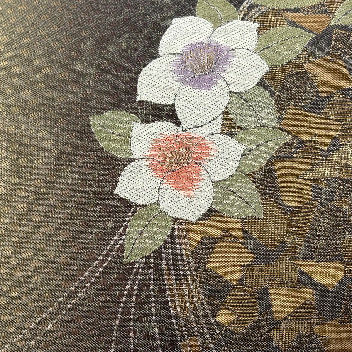 【美品】 袋帶 秀品級 草花紋紋 金金箔散佈 唐織 金色 六通 純蠶絲