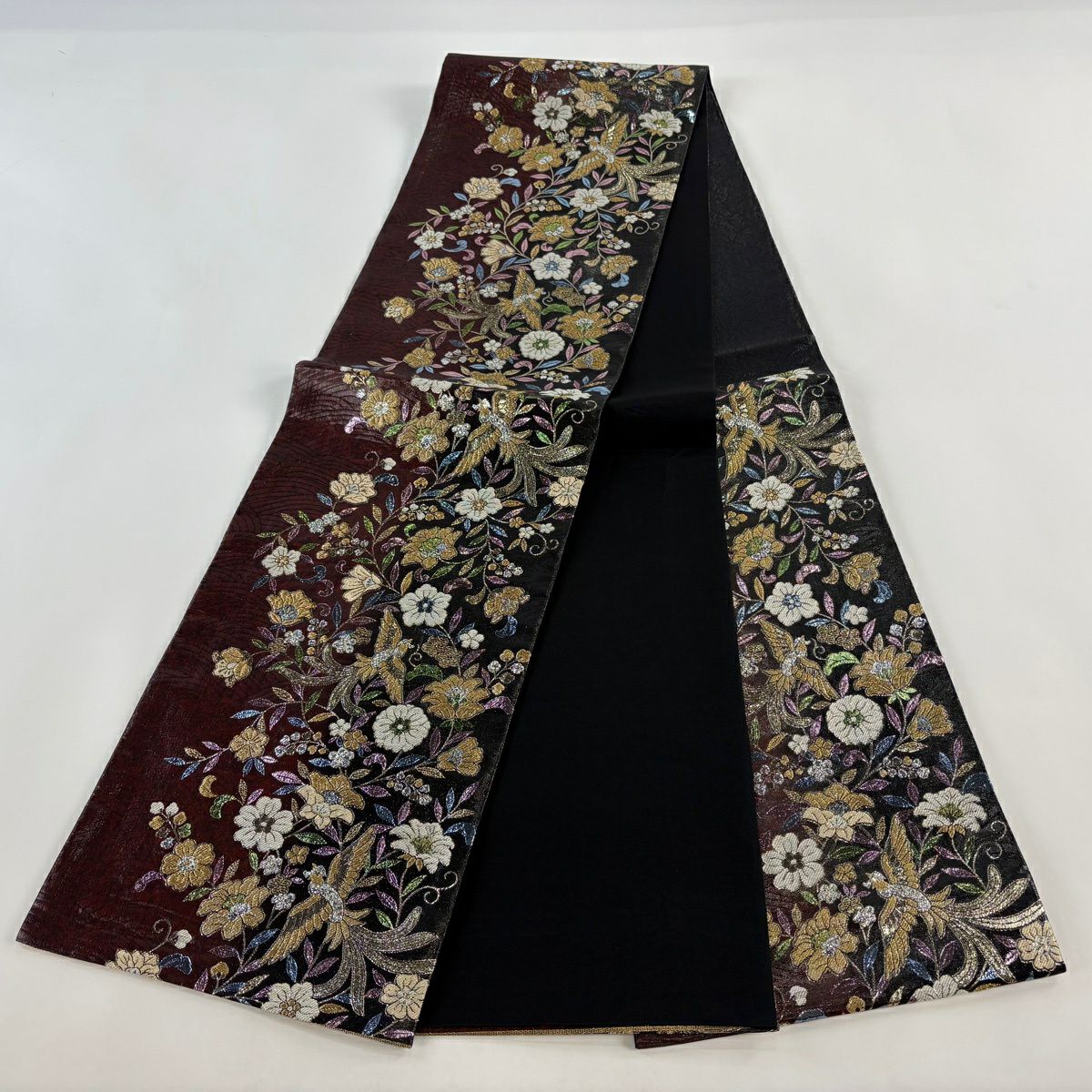 【美品】 袋帶 秀品級 花鳥 波 金金箔 唐織 黑 六通 純蠶絲