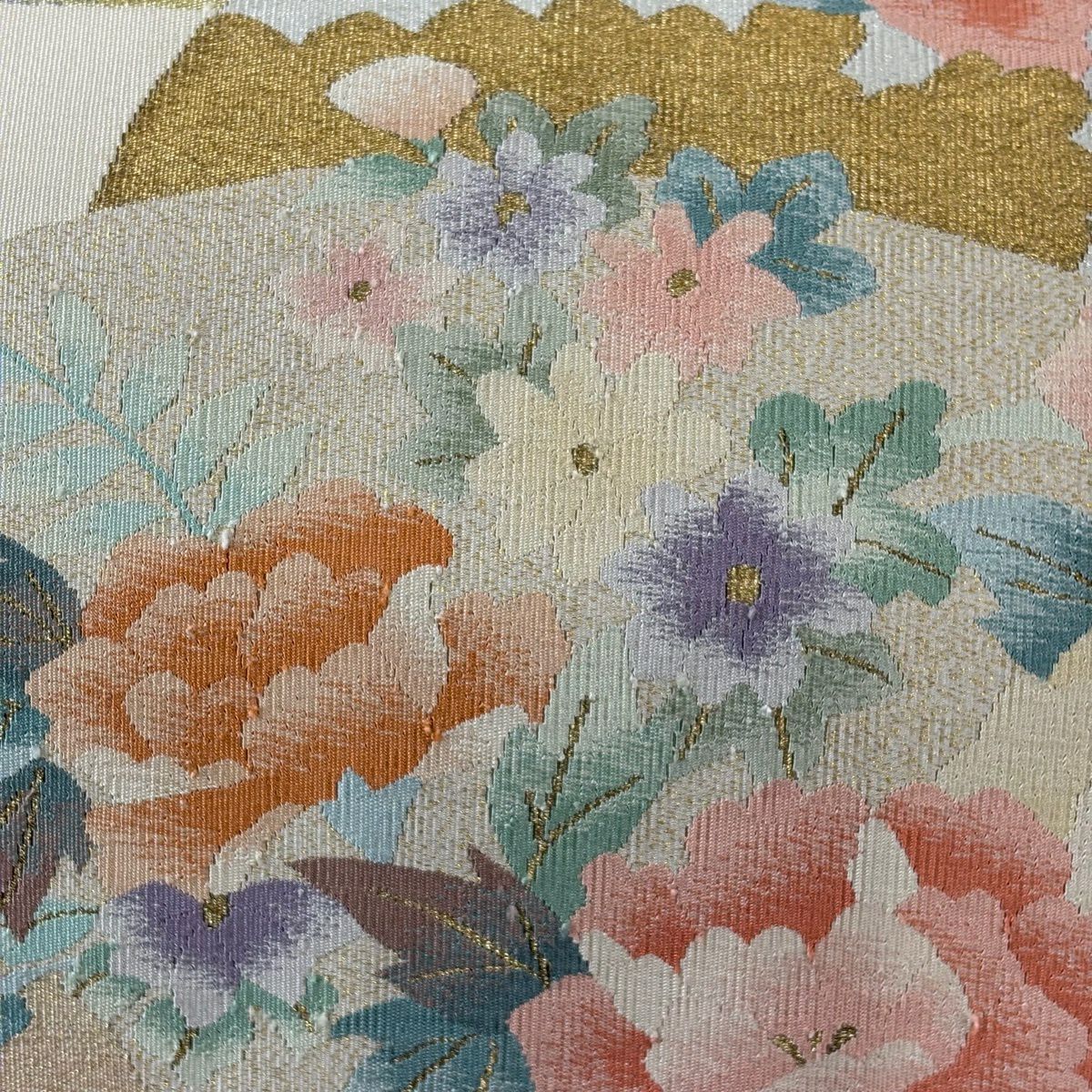 名古屋帶 秀品級 松樹葉仕立 八寸名古屋帶 扇子面 草花紋 金銀彩 奶油色 純蠶絲