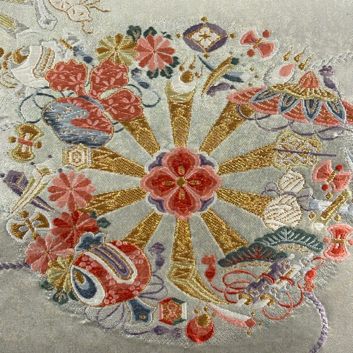 名古屋帶 秀品級 關西仕立 寶盡くし 花菱 刺繡 金銀彩 銀色 純蠶絲