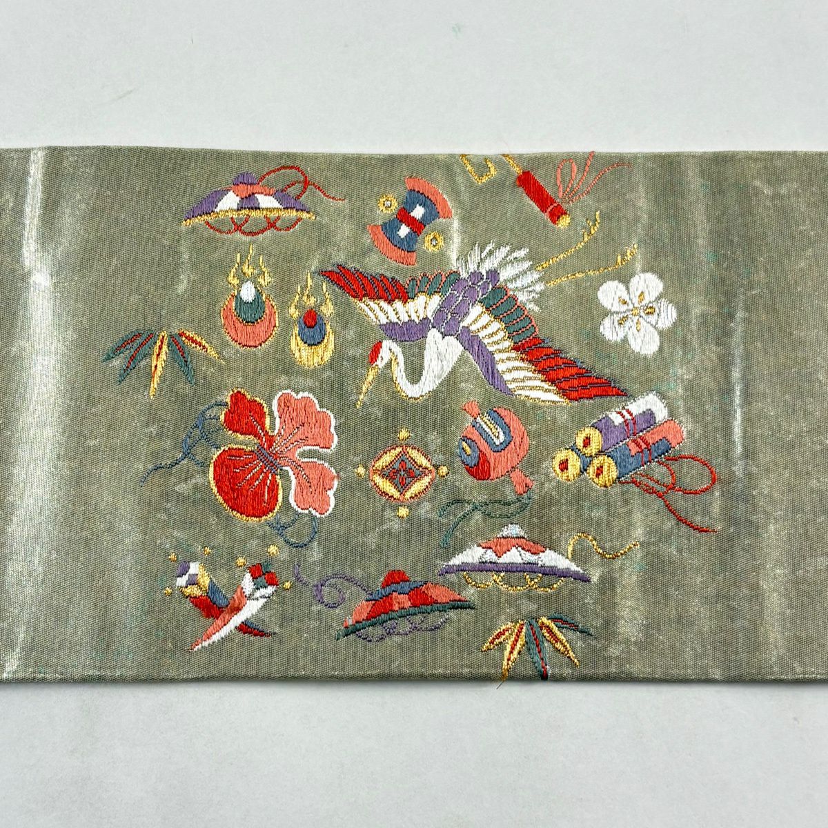 名古屋帶 秀品級 關西仕立 寶盡くし 花菱 刺繡 金銀彩 銀色 純蠶絲