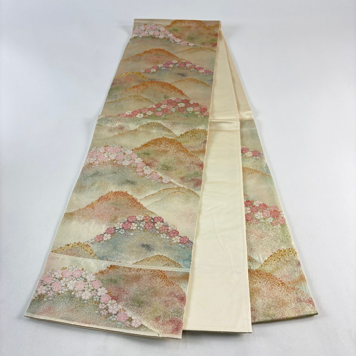 【美品】 袋帶 秀品級 關西仕立 山並 櫻花 金絲 金金箔 金色 六通 純蠶絲