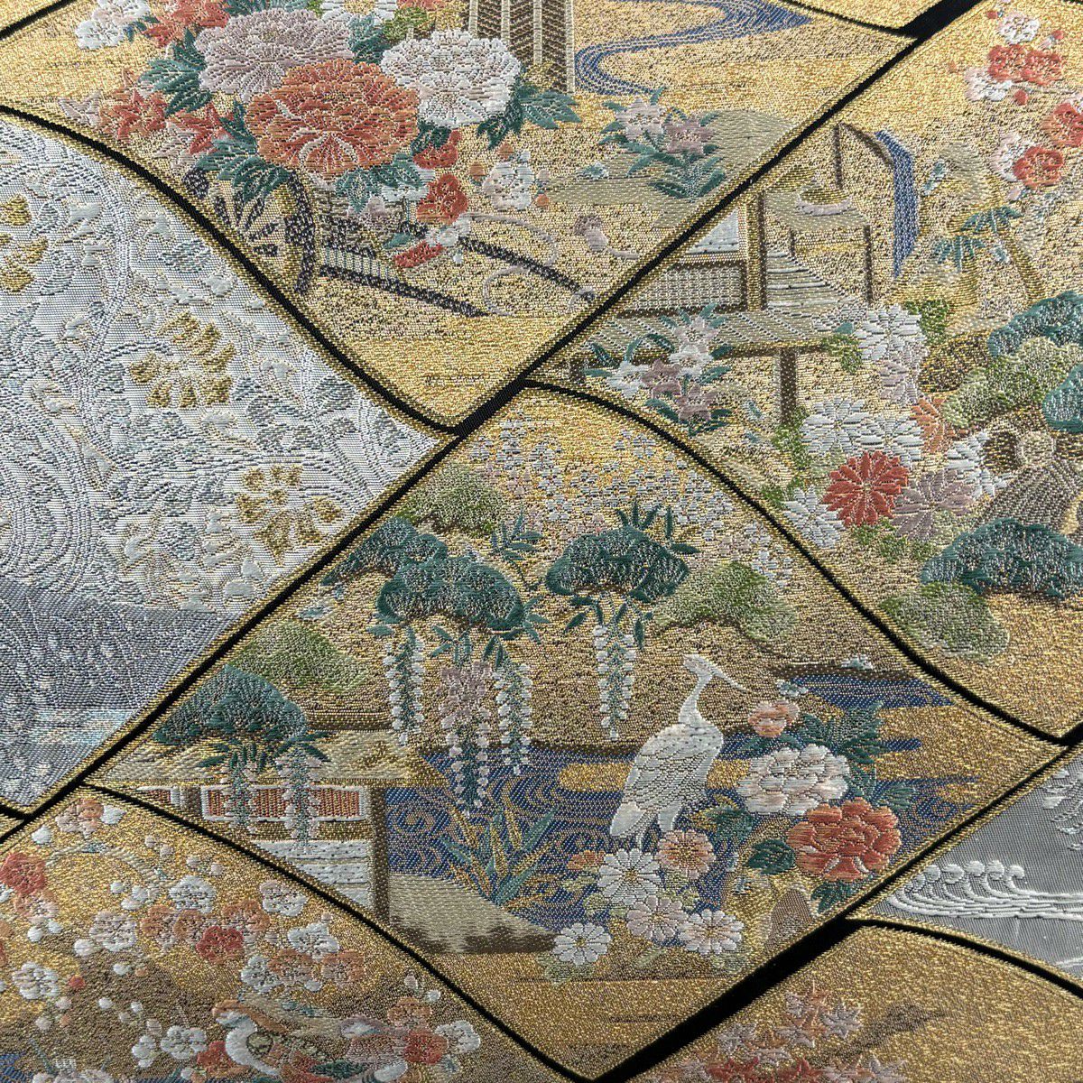 【美品】 袋帶 秀品級 草花紋紋 鳥 金銀絲 金金箔 金色 六通 純蠶絲