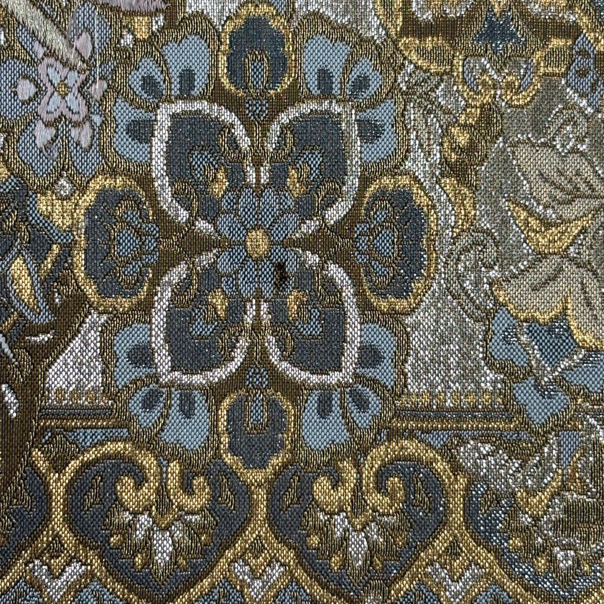 【美品】 袋帶 秀品級 落款あり 鳳凰 草花紋 金糸 金金箔 灰色 六通 純蠶絲