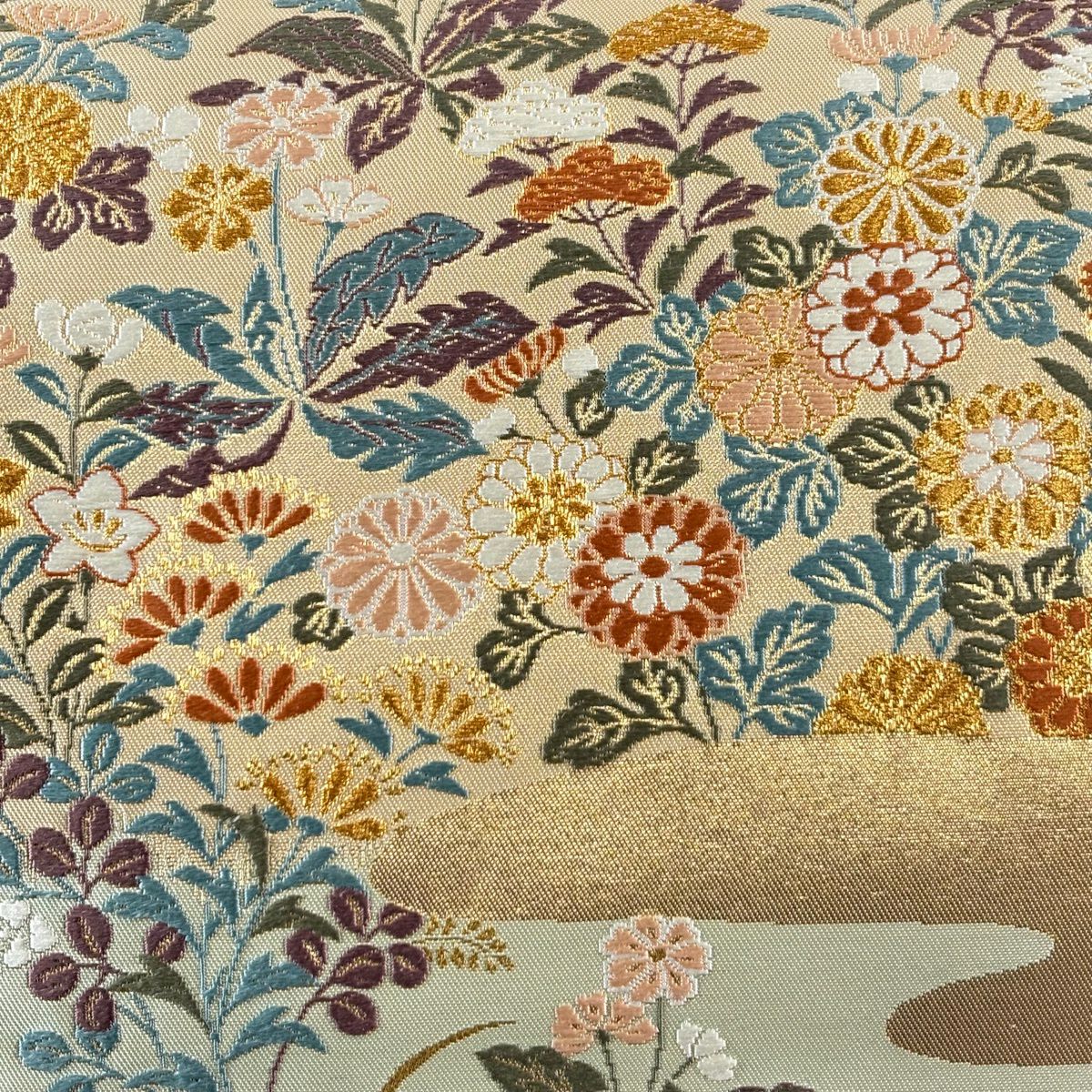 【美品】 袋帶 秀品級 秋草 ヱ霞 金絲 唐織 淺綠 六通 純蠶絲