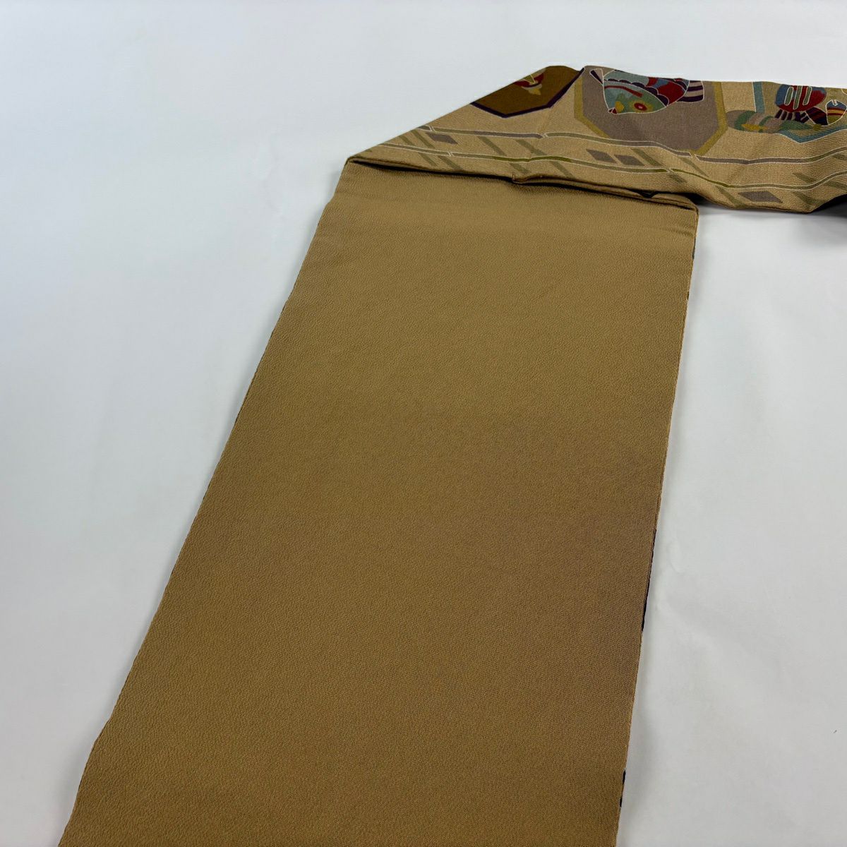 【美品】 名古屋帶 秀品級 魚 甲殼類 縮緬 薄茶 純蠶絲