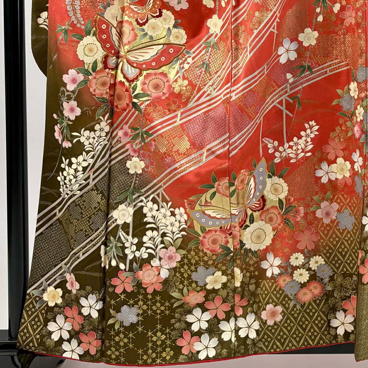 振袖禮服 身長160.5cm 袖長62.5cm S 雙層 蝶 櫻花 金絲 金銀彩 鮭粉色 純蠶絲 秀品級