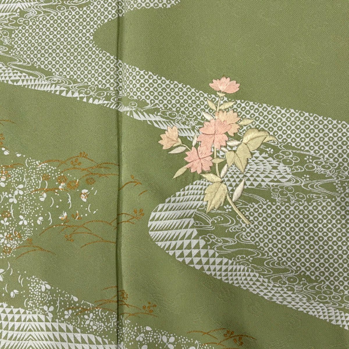 訪問服 身長151cm 袖長62cm S 雙層 草花紋紋 流水刺繡 金彩裝飾 抹茶 純蠶絲 秀品級