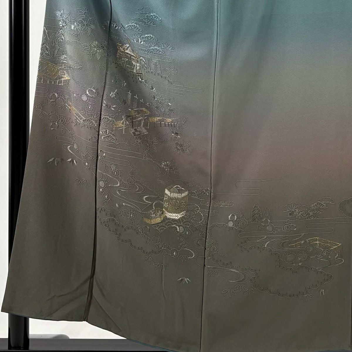 付下 身長156.5cm 袖長63cm S 雙層 コシノアヤコ 落款あり 貝桶 建物 金銀彩 刺繡 灰綠 純蠶絲 秀品級