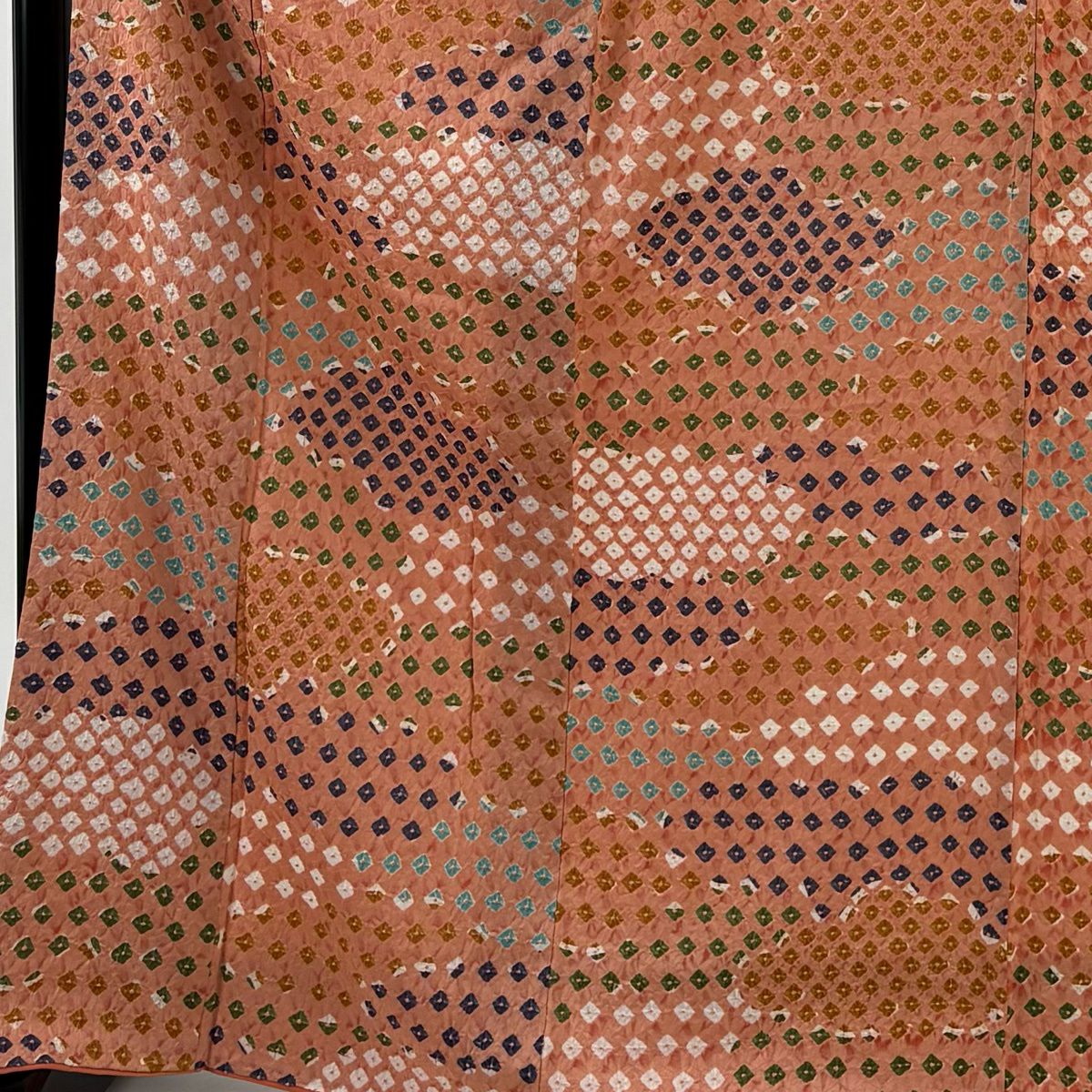 【美品】 小紋 身長168cm 袖長66cm M 雙層 幾何學 絞染 鮭粉色 純蠶絲 秀品級