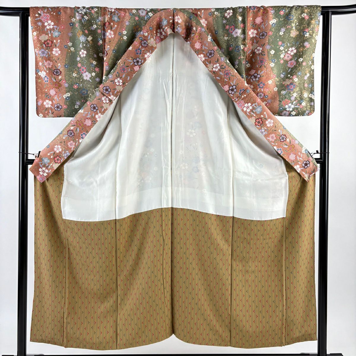 【美品】 小紋 身長152.5cm 袖長64cm M 雙層 樱花 流水 金彩裝飾 染分 灰綠 純蠶絲 秀品級