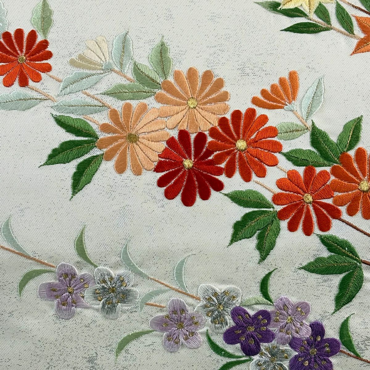 名古屋帶 優品級 菊花 梅花 刺繡 金銀彩 奶油色 純蠶絲