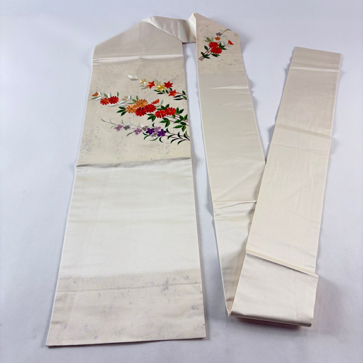 名古屋帶 優品級 菊花 梅花 刺繡 金銀彩 奶油色 純蠶絲