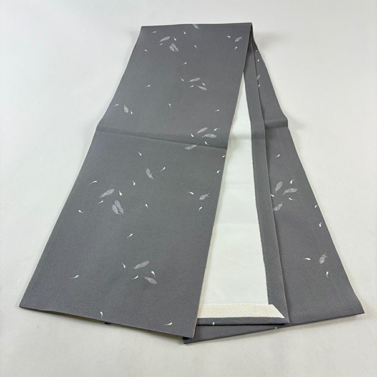 【美品】 開口名古屋帶 優品級 茄子 唐辛子 縮緬 灰紫 純蠶絲