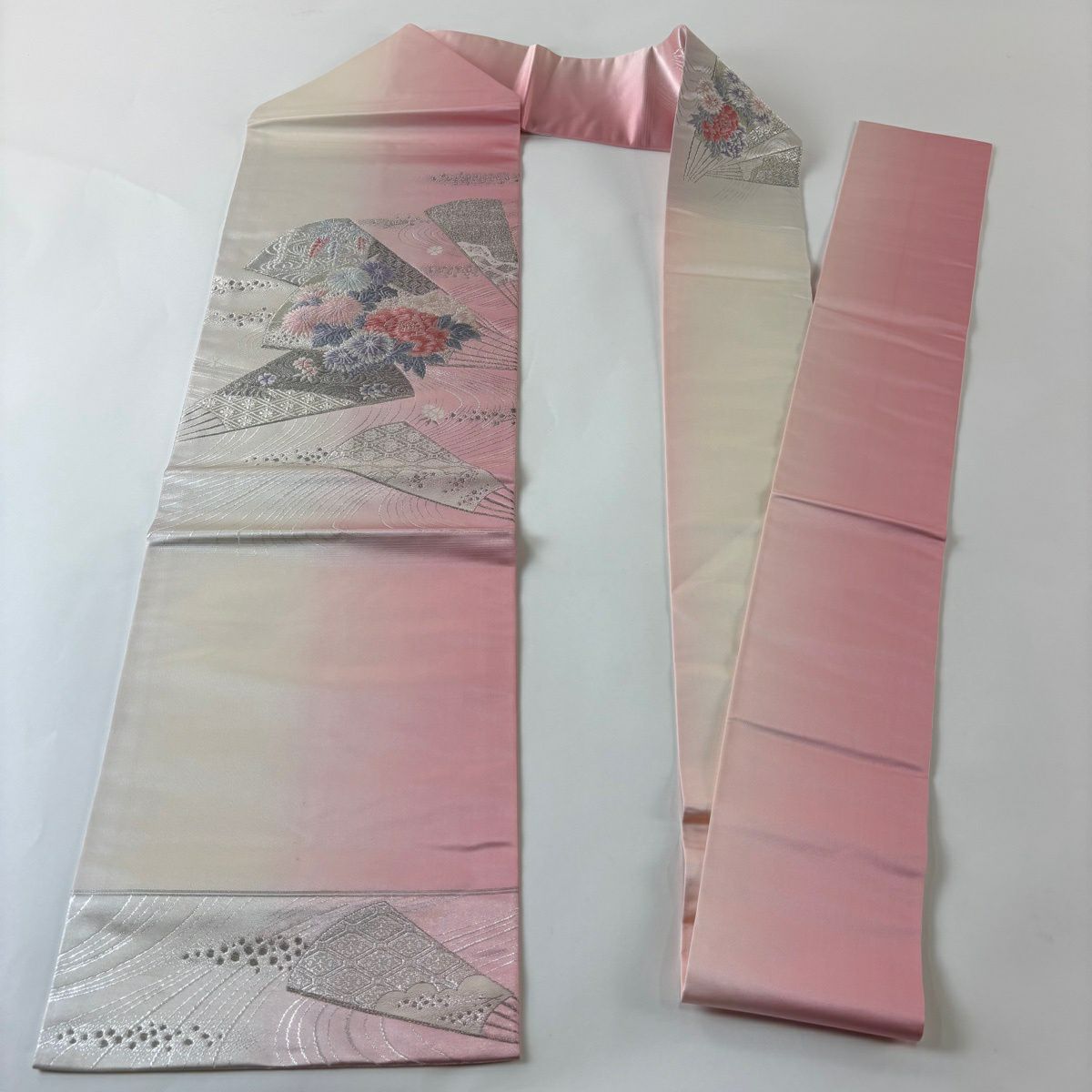 【美品】 名古屋帶 優品級 扇子 草花紋 金銀彩 唐織 淺粉色 純蠶絲