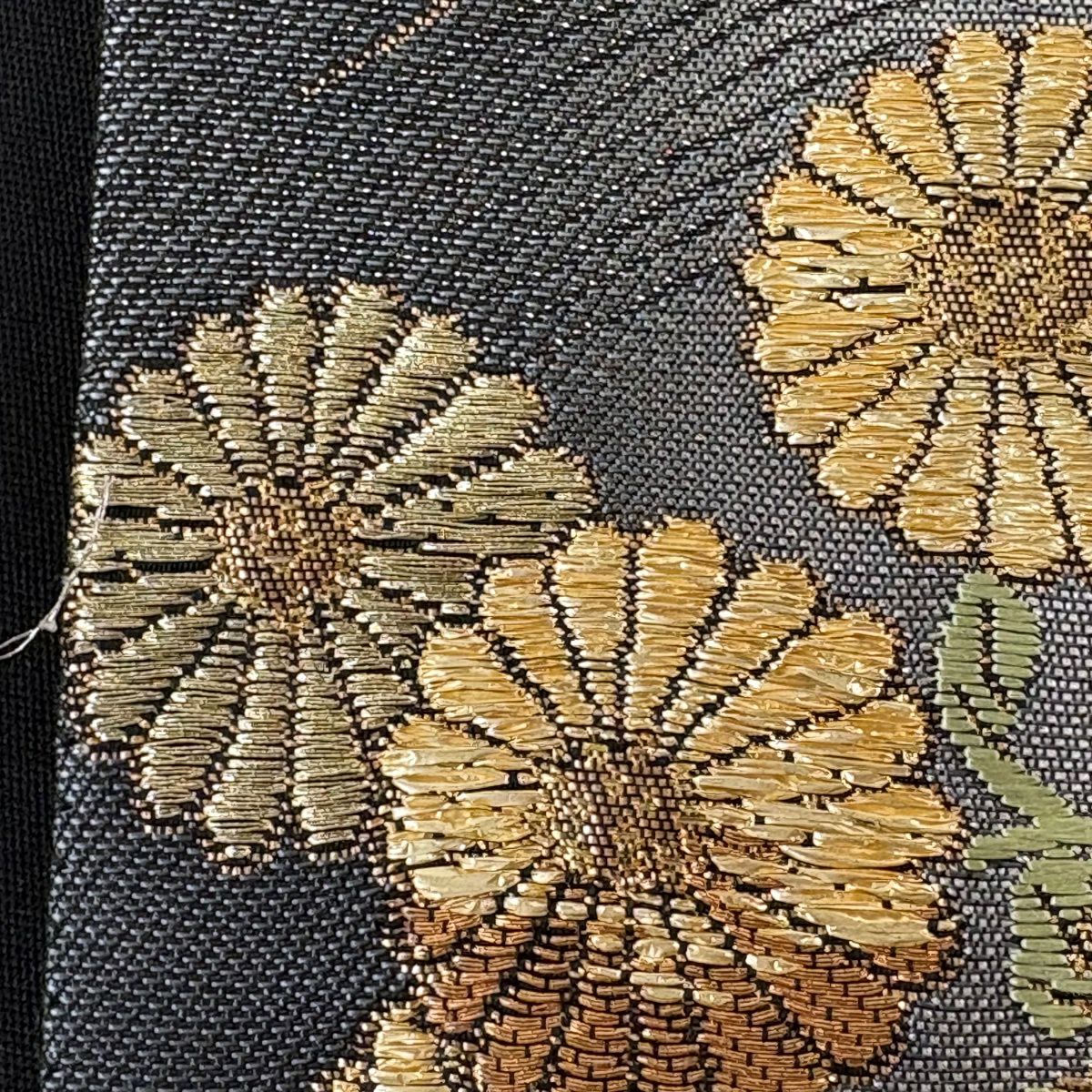 【美品】 袋帶 優品級 秋草 波 金絲 金金箔 銀 六通 純蠶絲