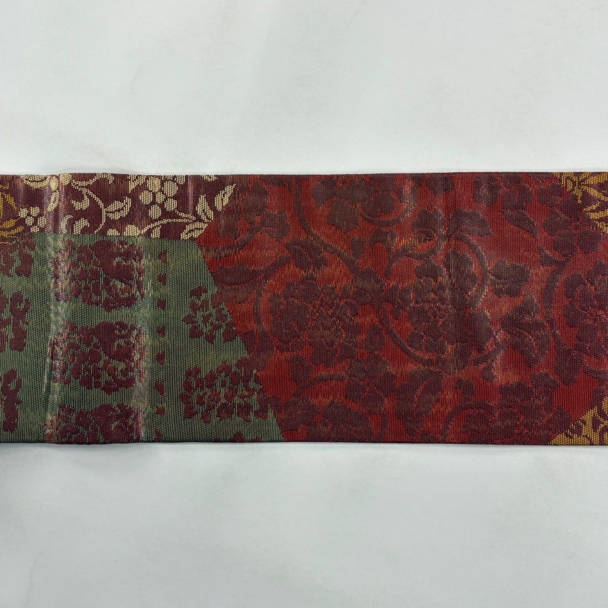【美品】名古屋帶 優品級 花 花唐草紋 金金箔 紅茶 純蠶絲