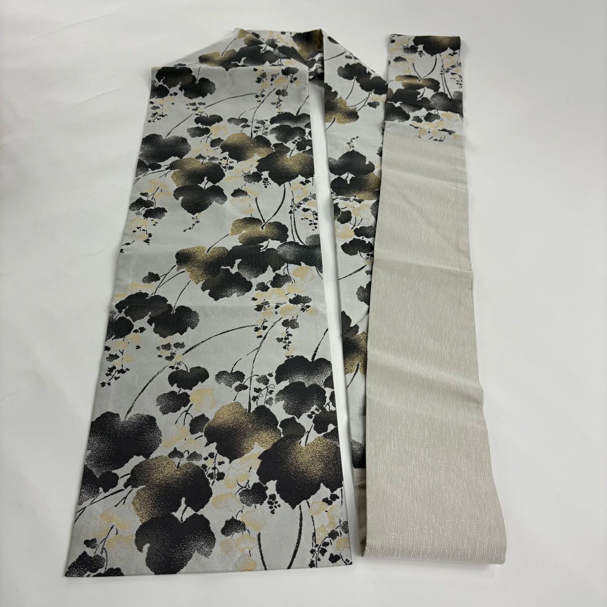 【美品】 名古屋帶 優品級 蔦 灰白 純蠶絲