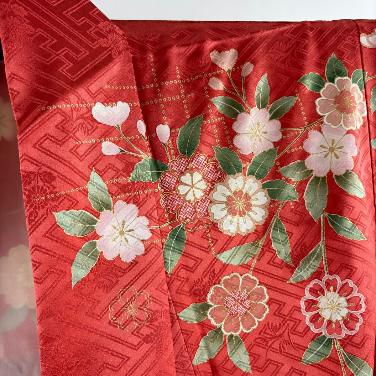 【美品】振袖禮服 身長158.5cm 袖長67cm M 雙層 袋帶全套 蝶 樹垂櫻 金絲 金銀彩 茜 純蠶絲 優品級