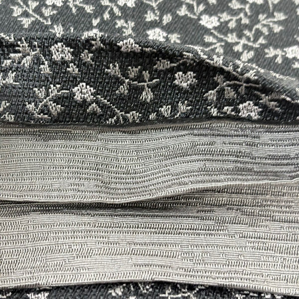【美品】半幅帶 優品級 草花紋 黑 化纖