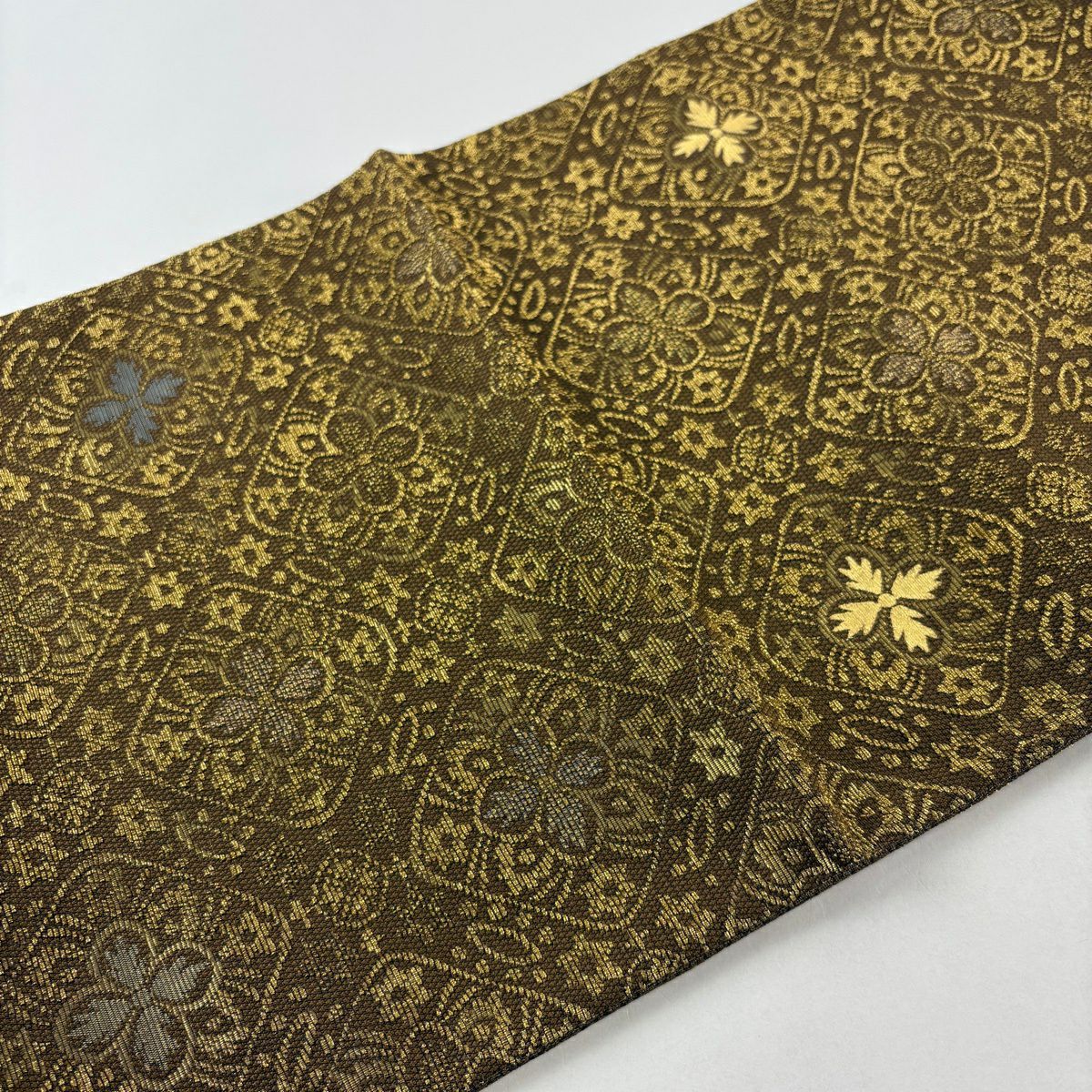 【美品】 袋帶 名品級 花 菱 金絲 金銀彩 焦茶 純蠶絲