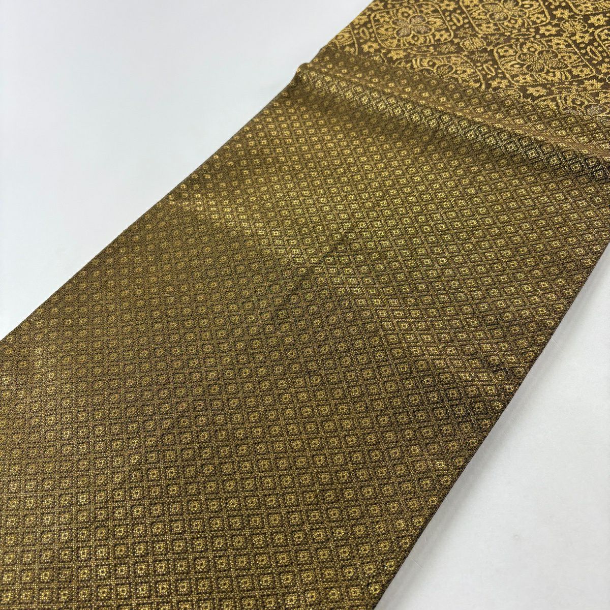 【美品】 袋帶 名品級 花 菱 金絲 金銀彩 焦茶 純蠶絲
