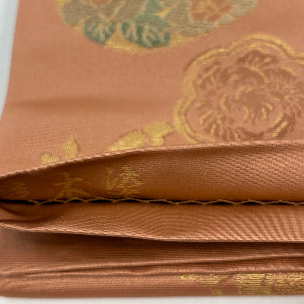 【美品】 袋帶 秀品級 草木染 關西仕立 花丸文 草花紋紋 金金箔 橙色 六通 純蠶絲